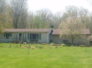 1340 E Whitefeather Rd, Pinconning, MI 48650