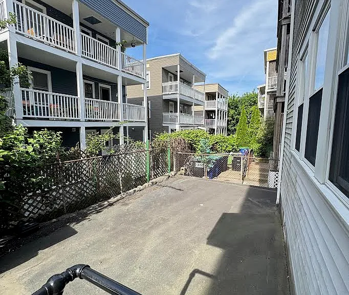 77 Marion St #1 — Photo 10