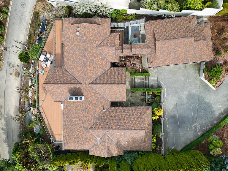 Here is the bird's eye view of the house. Owners live upstair. Please don't bother owners.