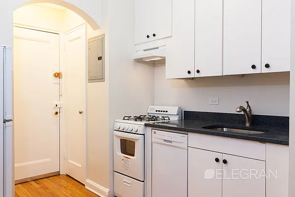 Rented by (Legacy) Elegran | media 13