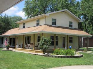 913 S Prairie Rd, New Lenox, IL 60451