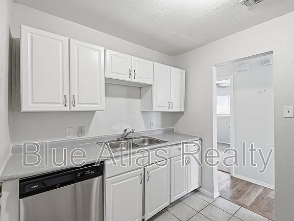 5th image of 5055 Virgil St