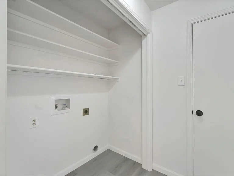 1019 Sanders Dr — Photo 24