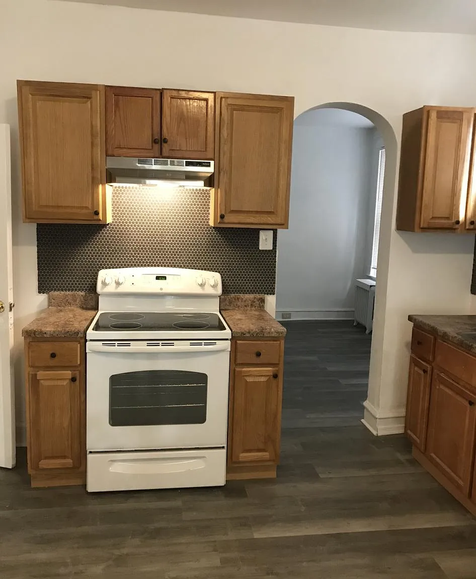 4832 E Roosevelt Blvd — Photo 3