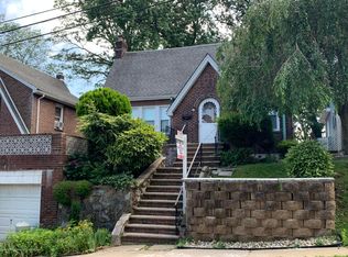 60 Hunton St, Staten Island, NY 10304