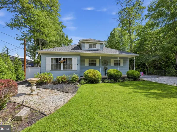 47 E Atlantic Ave, Clementon, NJ 08021