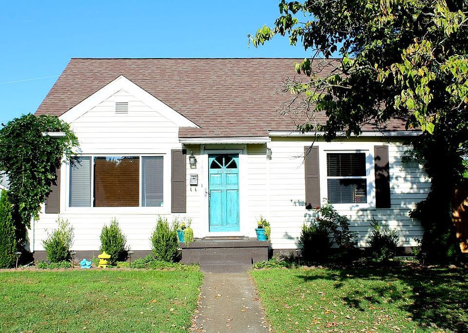 1st image of 1825 Cherokee Dr
