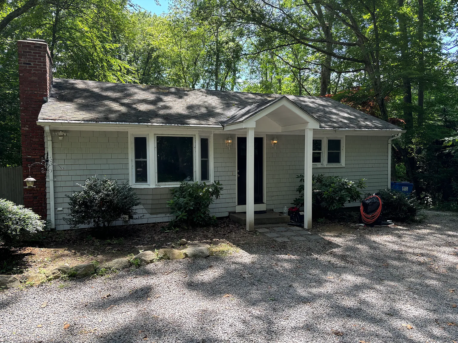 42 Ledgewood Rd — Photo 1