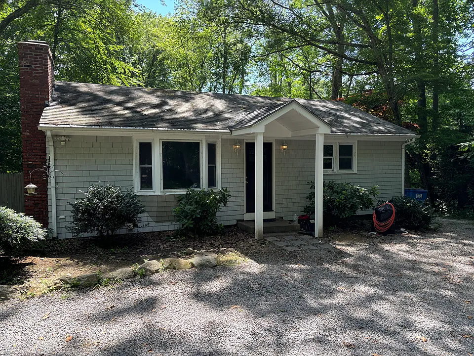 42 Ledgewood Rd