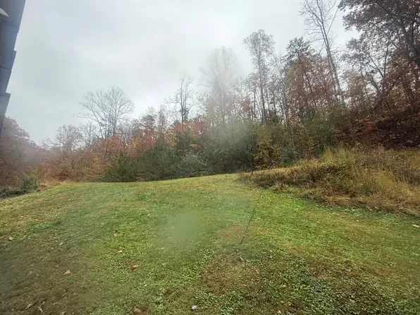 1 Highway 1350, Sextons Creek, KY 40983