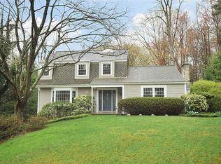 30 Meetinghouse Ln, Bradfordwoods, PA 15015