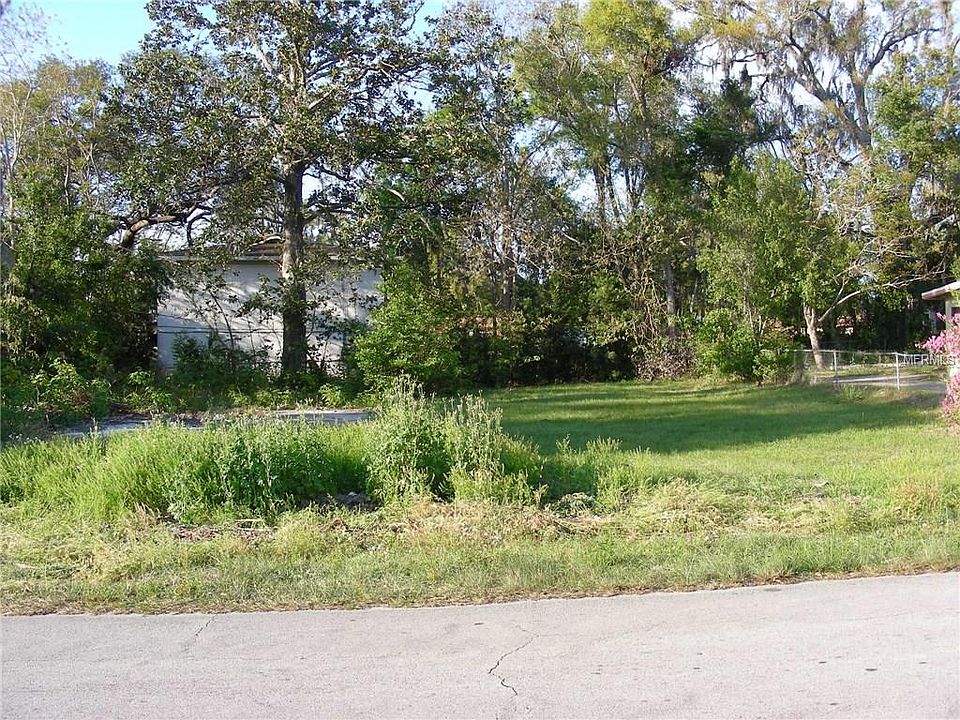 2nd image of 123 E Kentucky Ave
