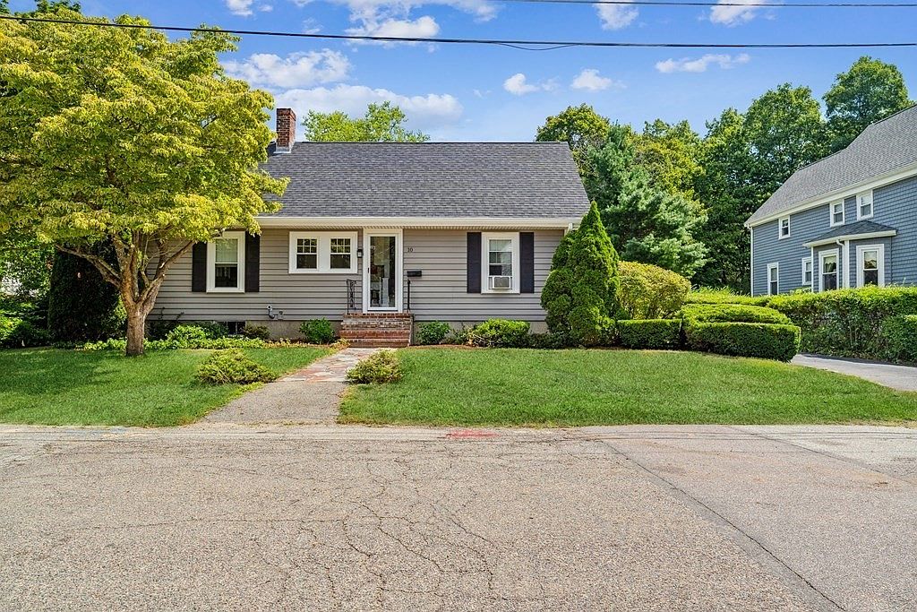 10 Hayward St, North Easton, MA 02356 Zillow