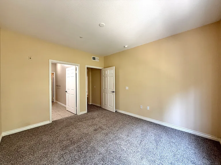 4165 Executive Dr #F206 — Photo 17