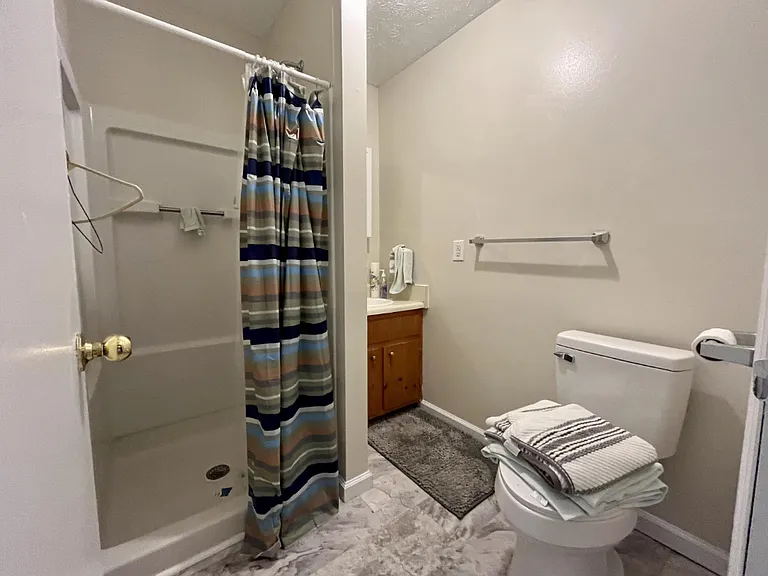 409 McLane Ave #2 — Photo 4