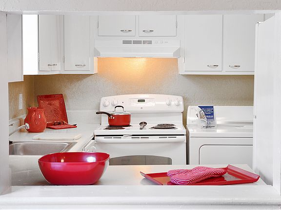 Hidden Colony Kitchen