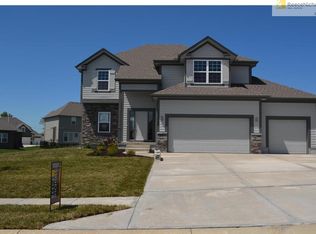 10020 N Farley Ave, Kansas City, MO 64157