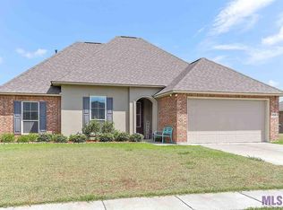 17537 Golden Eagle Dr, Prairieville, LA 70769