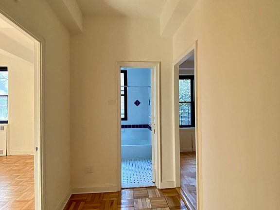 5th image of 57 Park Ter E APT B19