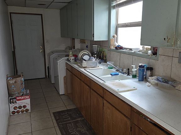 3rd image of 8921 SW 7th Ave