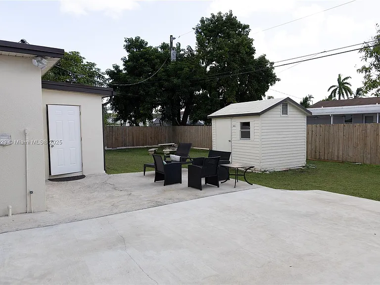 14280 SW 285th St — Photo 3