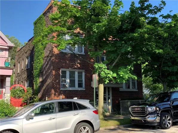 1331 W 65th St, Cleveland, OH 44102