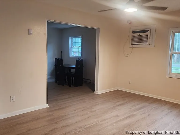 4916 Rosehill Rd — Photo 5