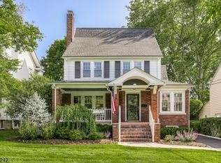 22 Fairview Ave, Glen Rock, NJ 07452