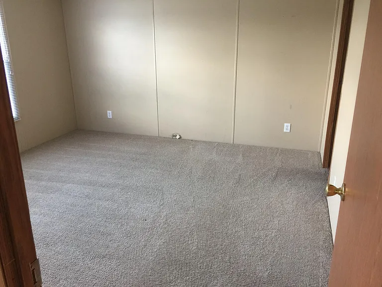 100 Farmdale Dr — Photo 7