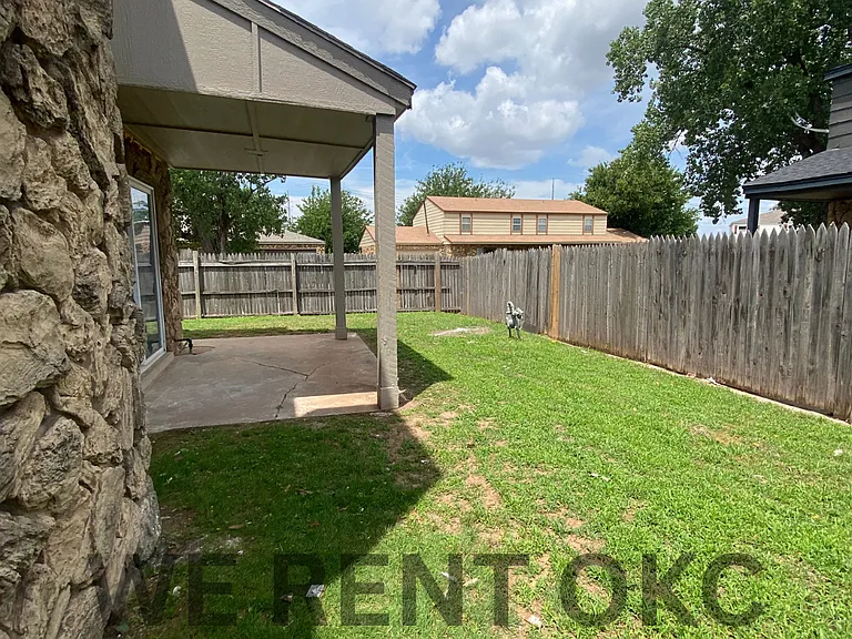 3613 Wynn Cir — Photo 23