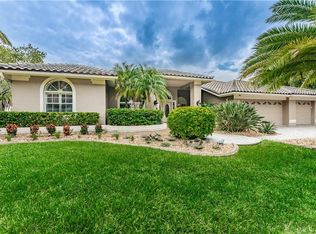 3670 Embassy Cir, Palm Harbor, FL 34685
