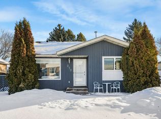 272 Warwick Rd NW, Edmonton, AB T5X4P9