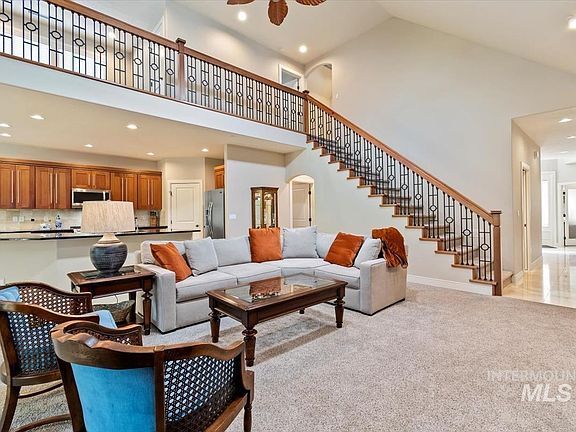 4th image of 1908 S Stream Pointe Ln