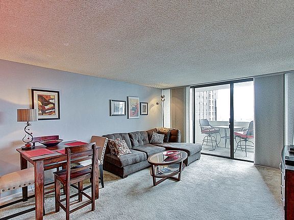 5th image of 1020 15th St APT 12A