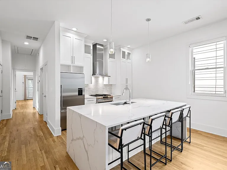 655 McGruder St NE — Photo 6