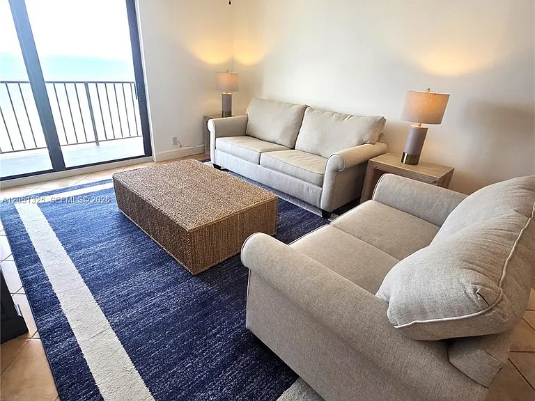 2625 Collins Ave #1506 — Photo 13