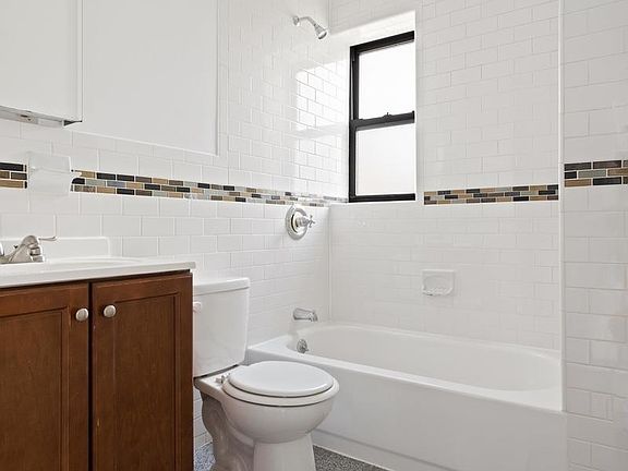 5th image of 101 Delancey St #1515