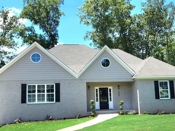 1808 Cameron Cir, Birmingham, AL 35214