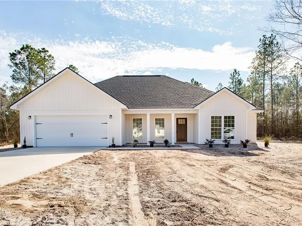 4863 Stanfield Cir, Blackshear, GA 31516