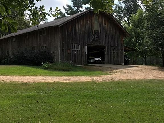 4th image of 572 River Road Dr SE