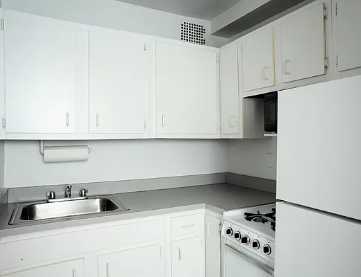 Rented by Citywise Real Estate | media 10