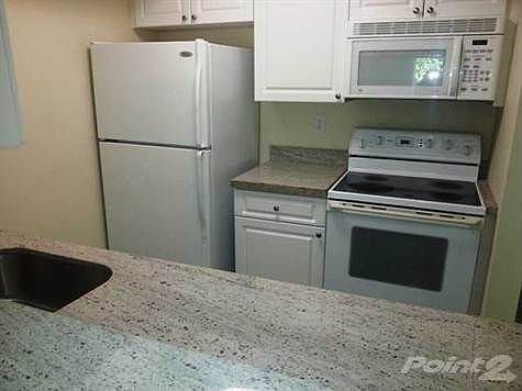 3rd image of 240 NW 107th Ave APT 204