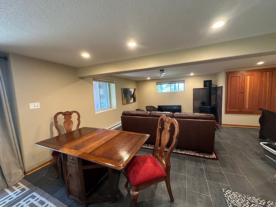 Light and bright eating area