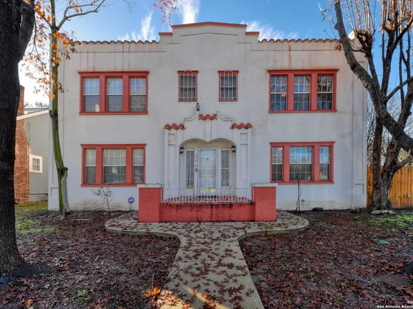 536 W KINGS HWY, San Antonio, TX 78212