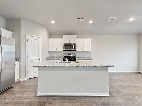 4th image of 9401 Falstone Dr