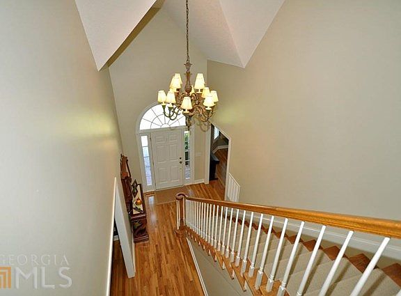 3rd image of 703 Birkdale Blvd