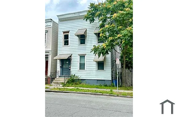 Building Photo - 625 3rd St #2