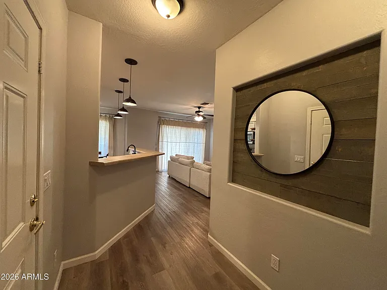 948 E Savannah Dr — Photo 6