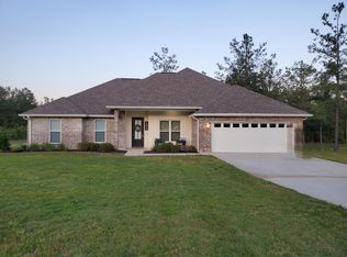 191 Aidan St, Leesville, LA 71446