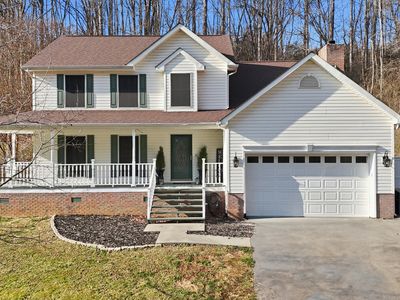 1617 Valley View Dr, Big Stone Gap, VA, 24219